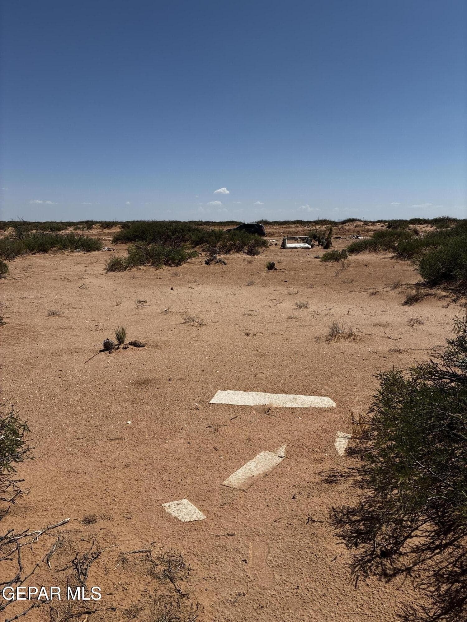 0.83 acres in El Paso County gallery image 3