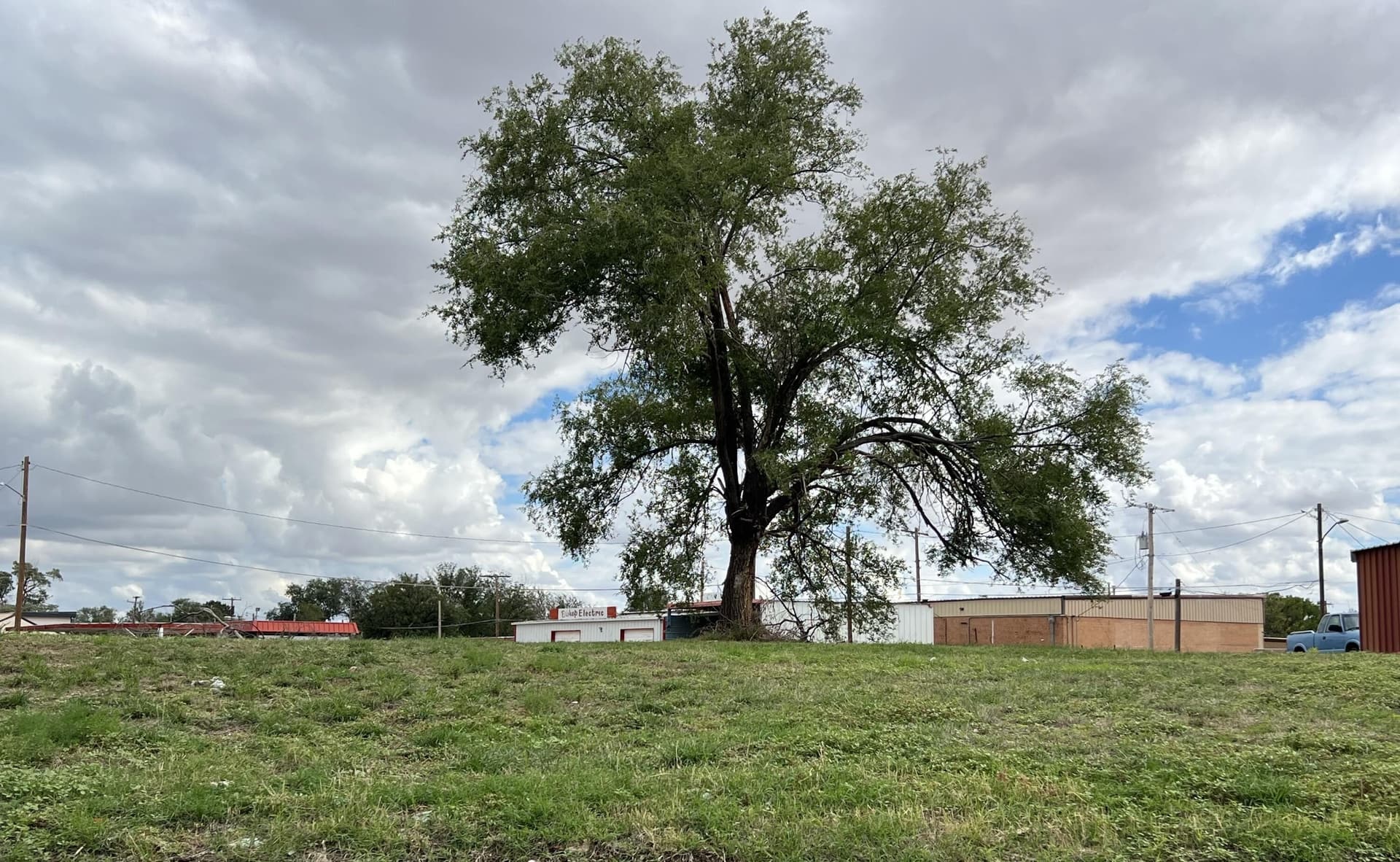 0.22 acres in Lamb County - photo 4