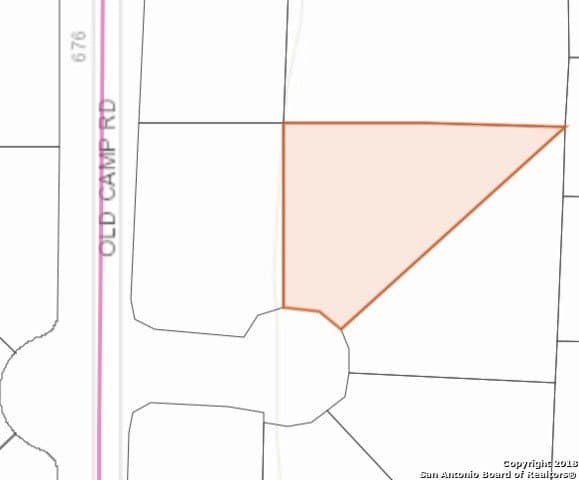 0.58 acres in Bandera County gallery image 4