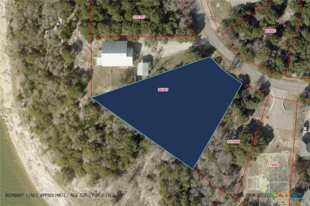 0.84 acres in Bell County - photo 2