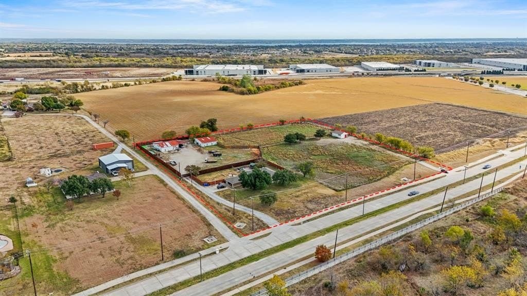4.65 acres in Dallas County