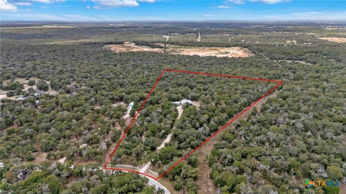 11 acres in Guadalupe County gallery image 4