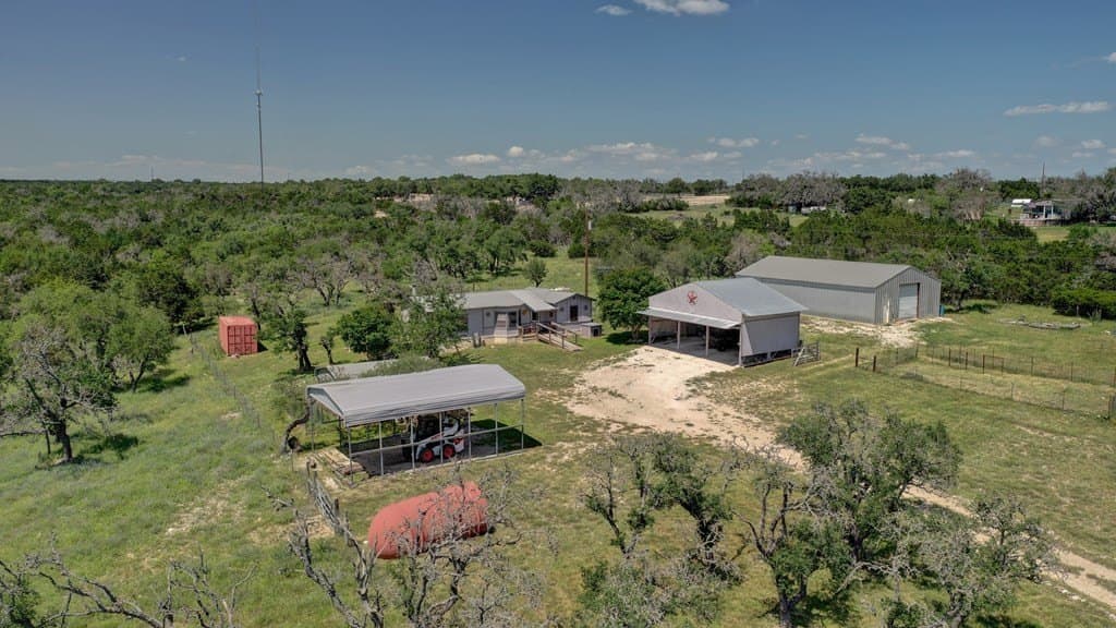 10.08 acres in Gillespie County gallery image 3