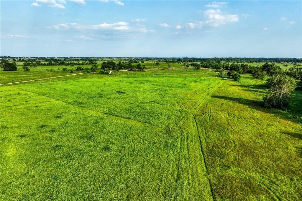 66.94 acres in Waller County