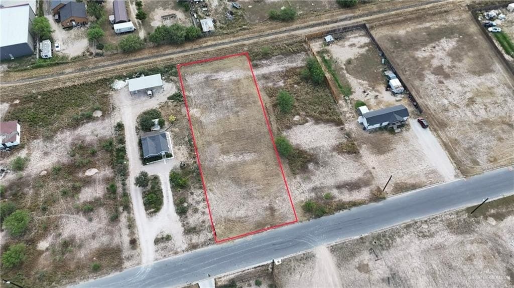 0.5 acres in Hidalgo County - photo 2