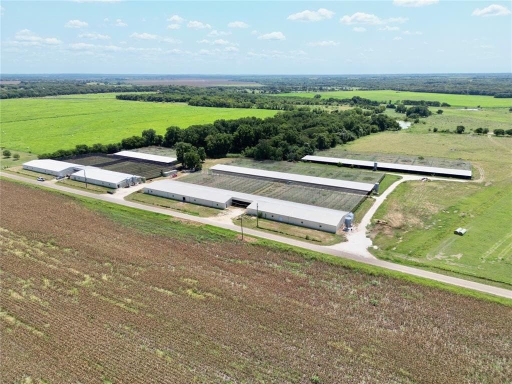 12 acres in Ellis County