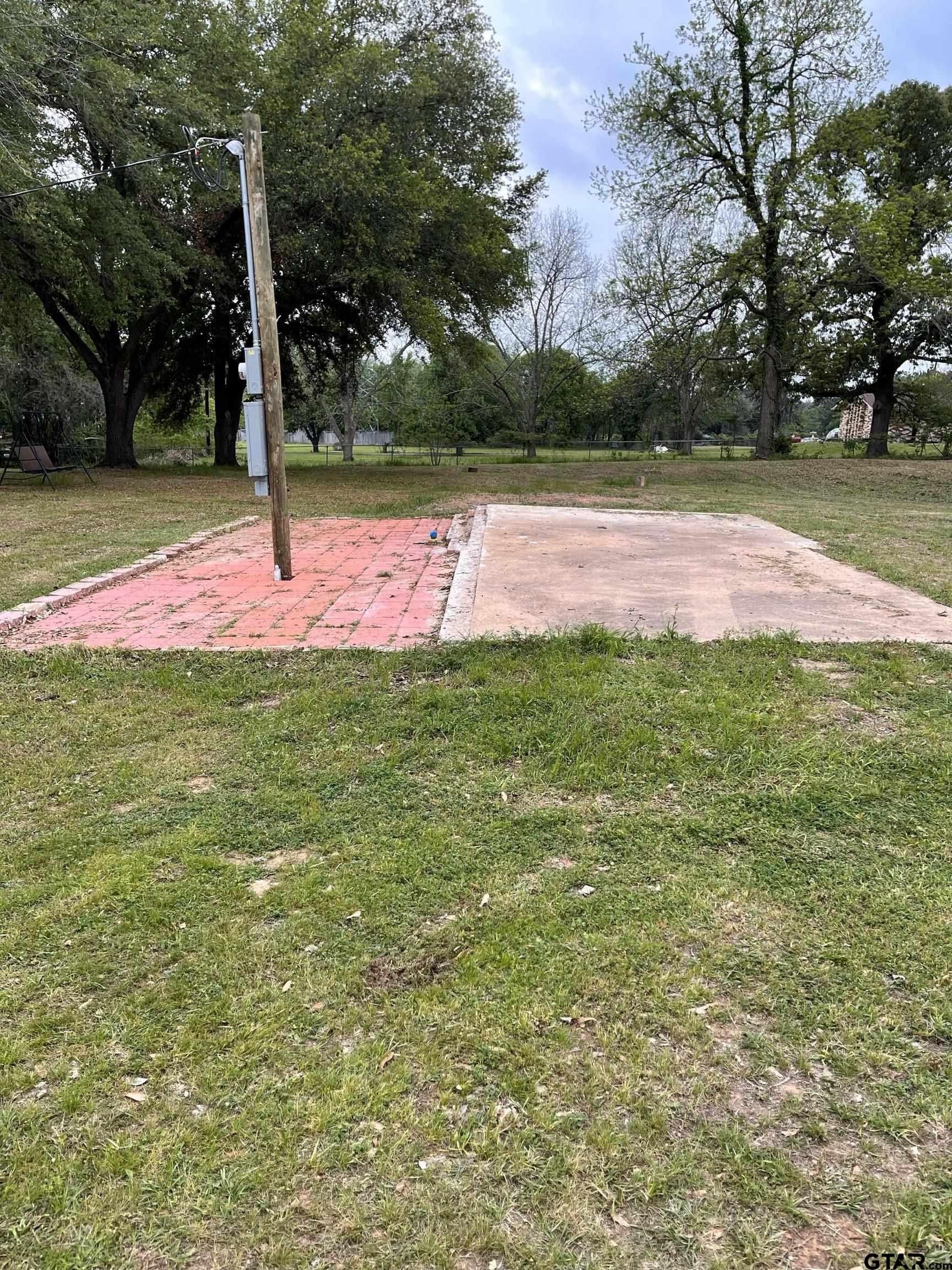 2.79 acres in Henderson County - photo 9