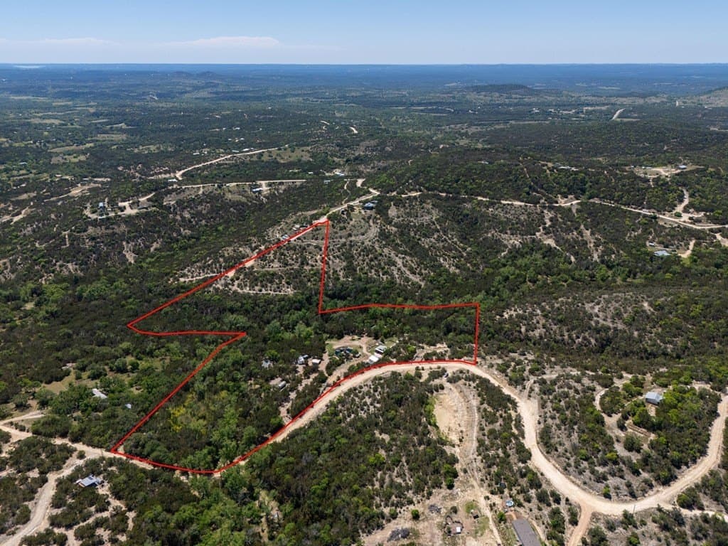 18.02 acres in Comal County gallery image 3