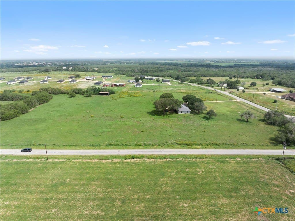 1.24 acres in Wilson County gallery image 2