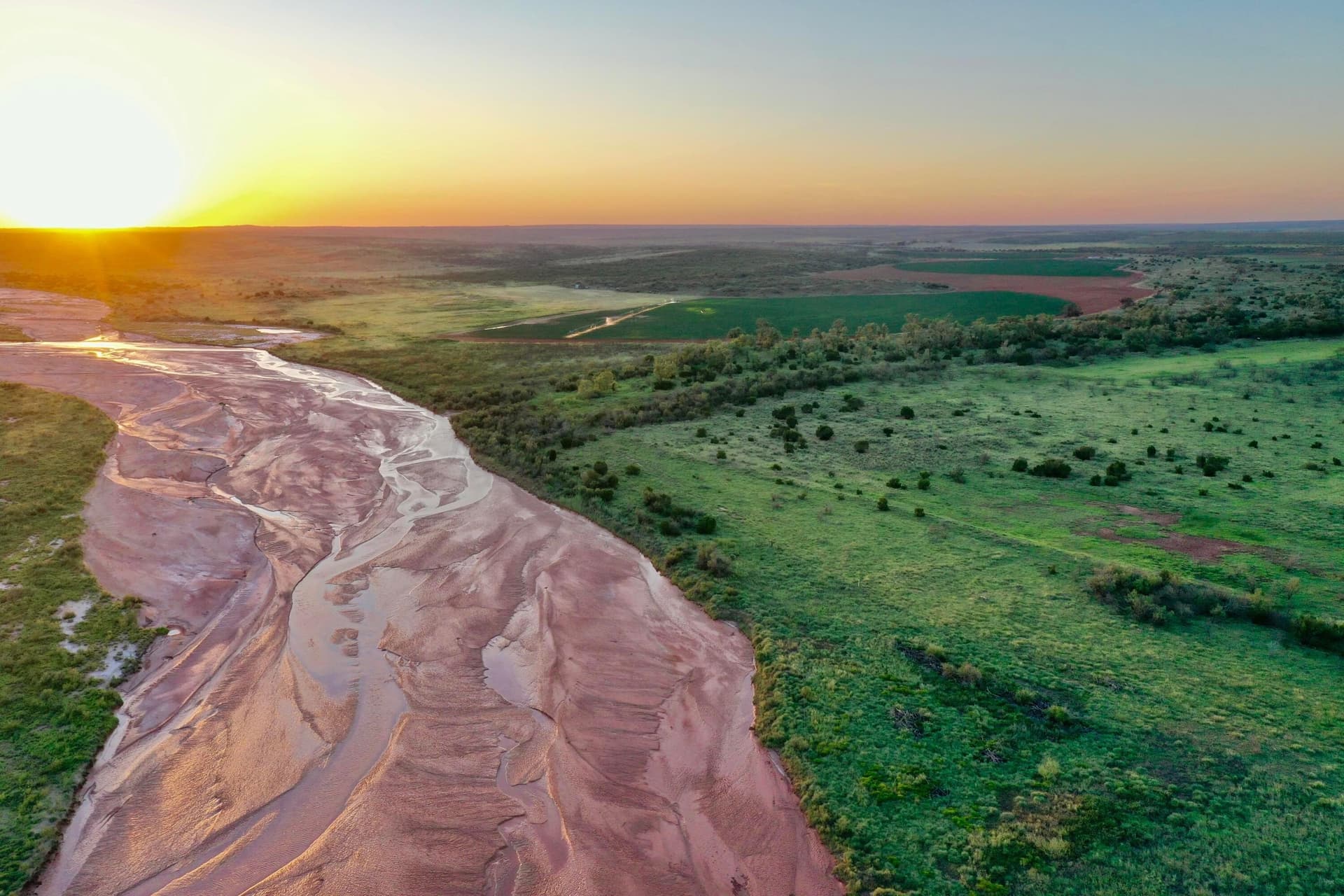 898 acres in Hall County