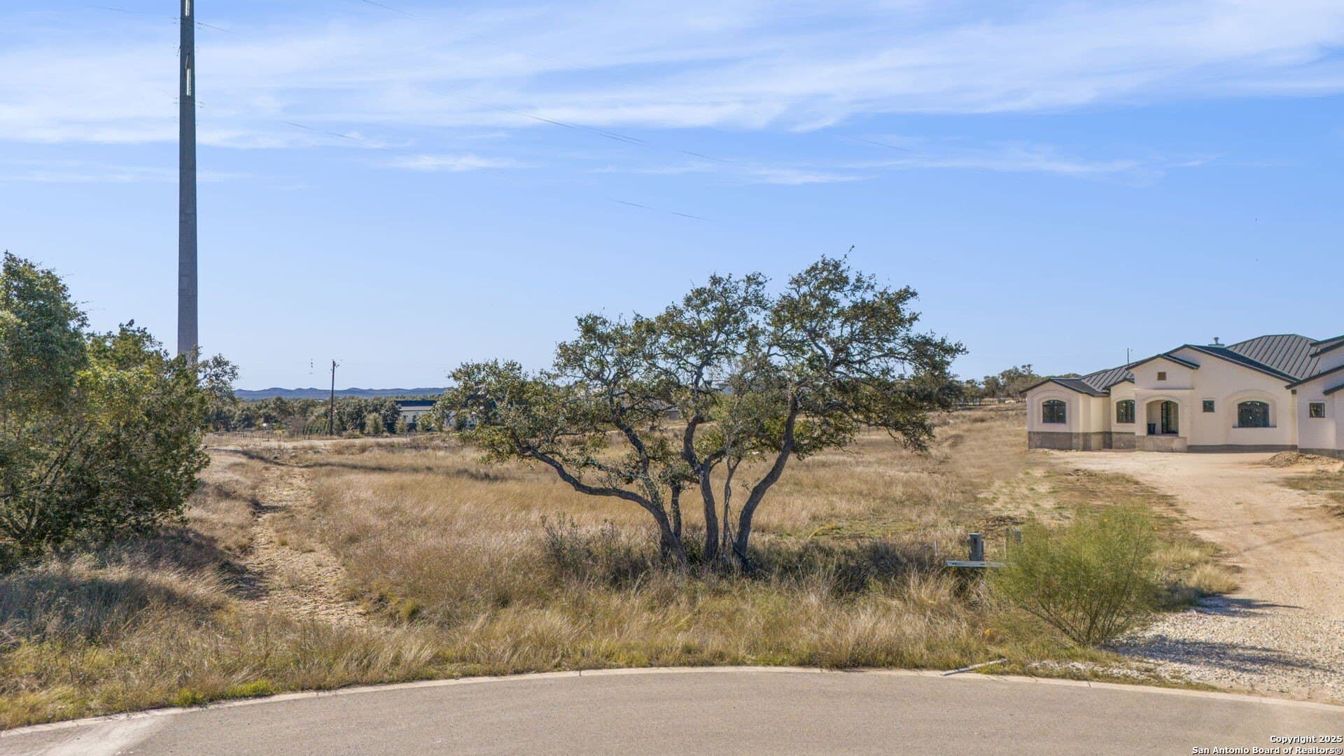1.01 acres in Comal County - photo 10