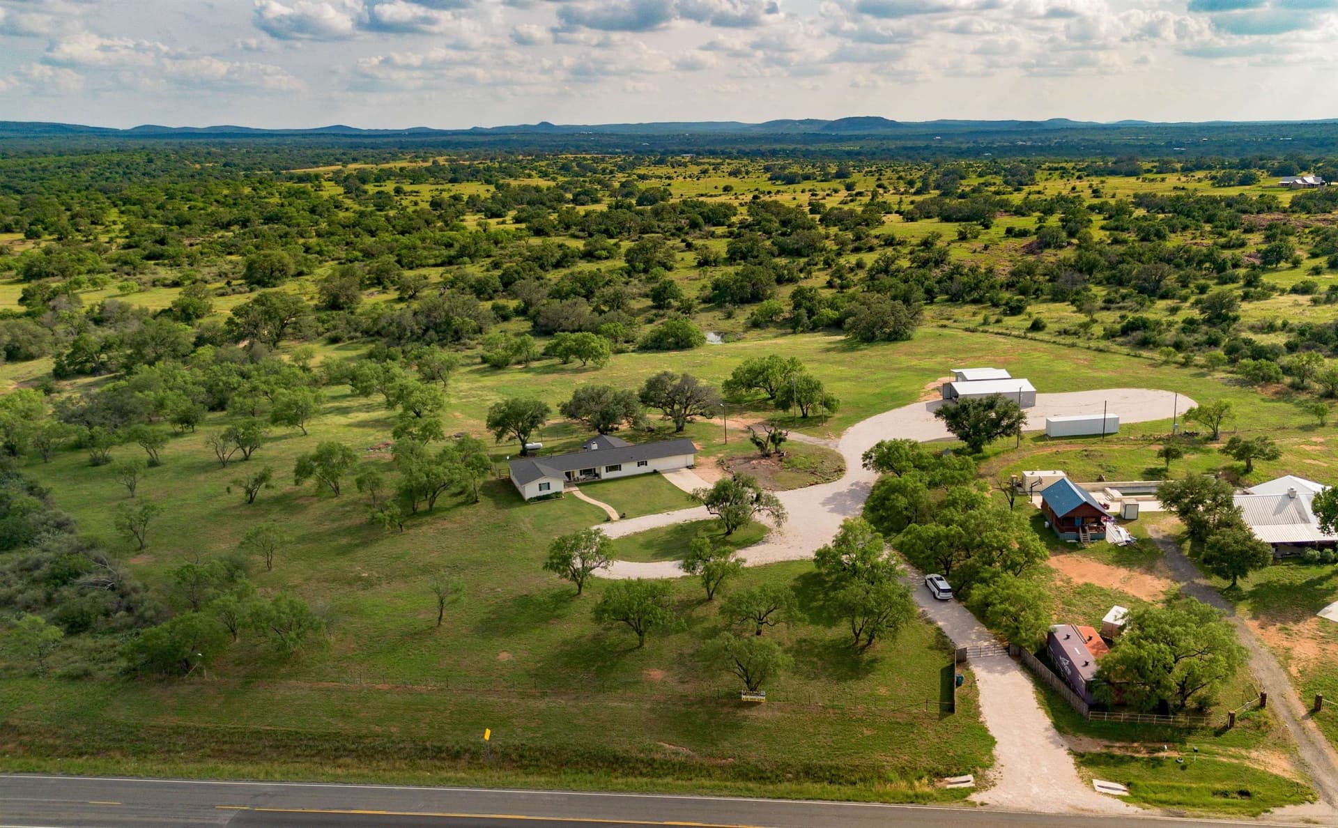 10 acres in Llano County gallery image 2