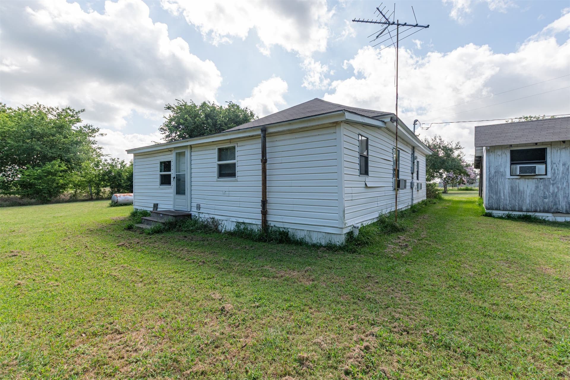 27.09 acres in Kaufman County - photo 8
