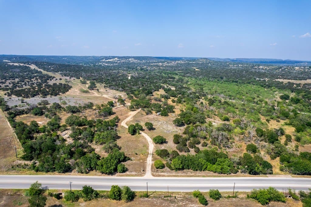 16.21 acres in Kerr County gallery image 4