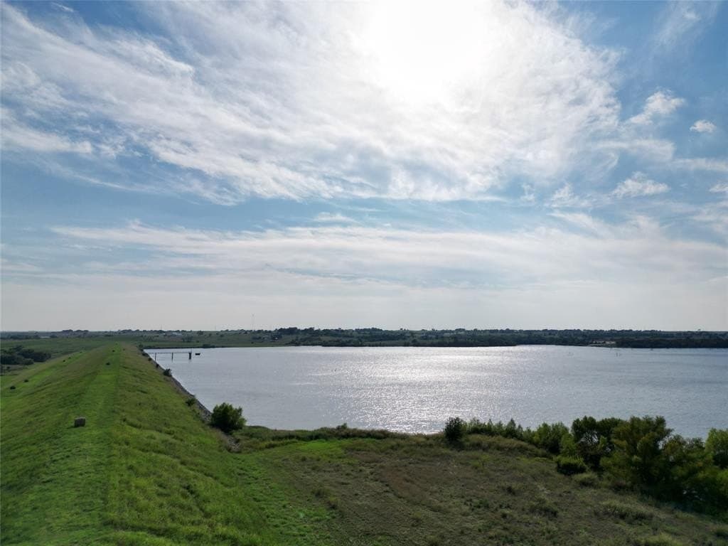 2.5 acres in Cooke County featured view