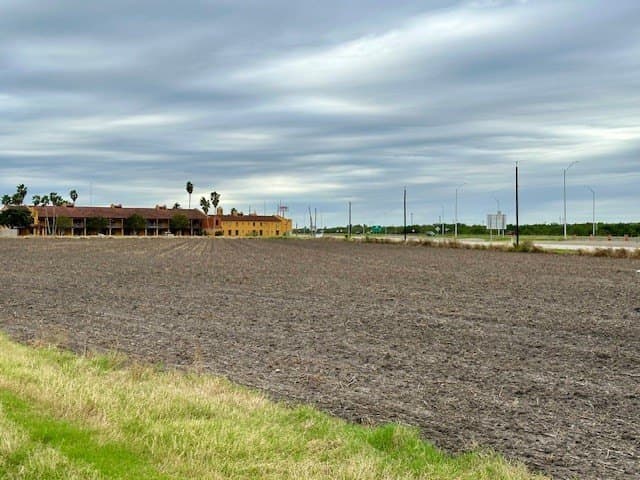 6.64 acres in Kleberg County - photo 12