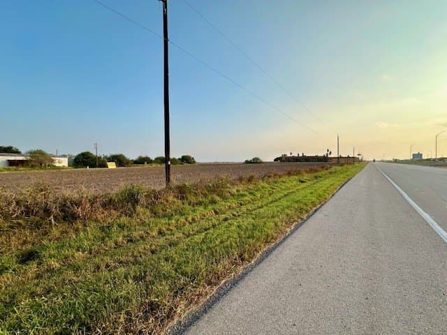 6.64 acres in Kleberg County - photo 9