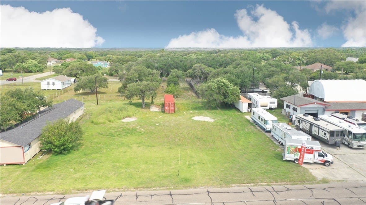 0.4 acres in Aransas County