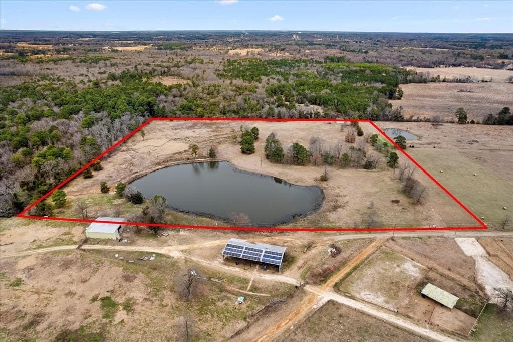 20.4 acres in Camp County