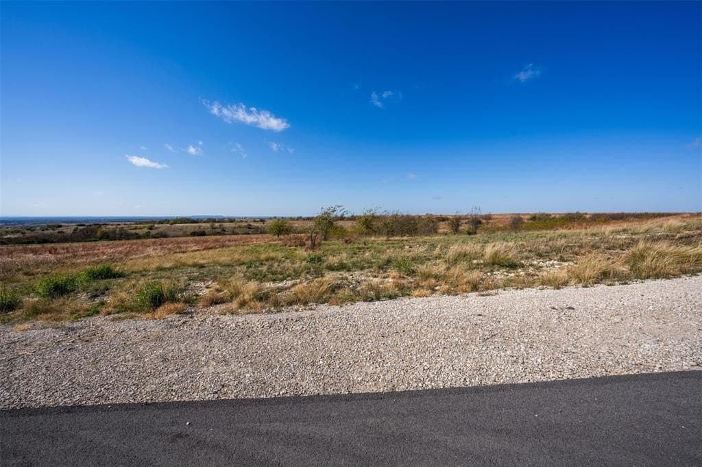 2.2 acres in Hood County gallery image 4