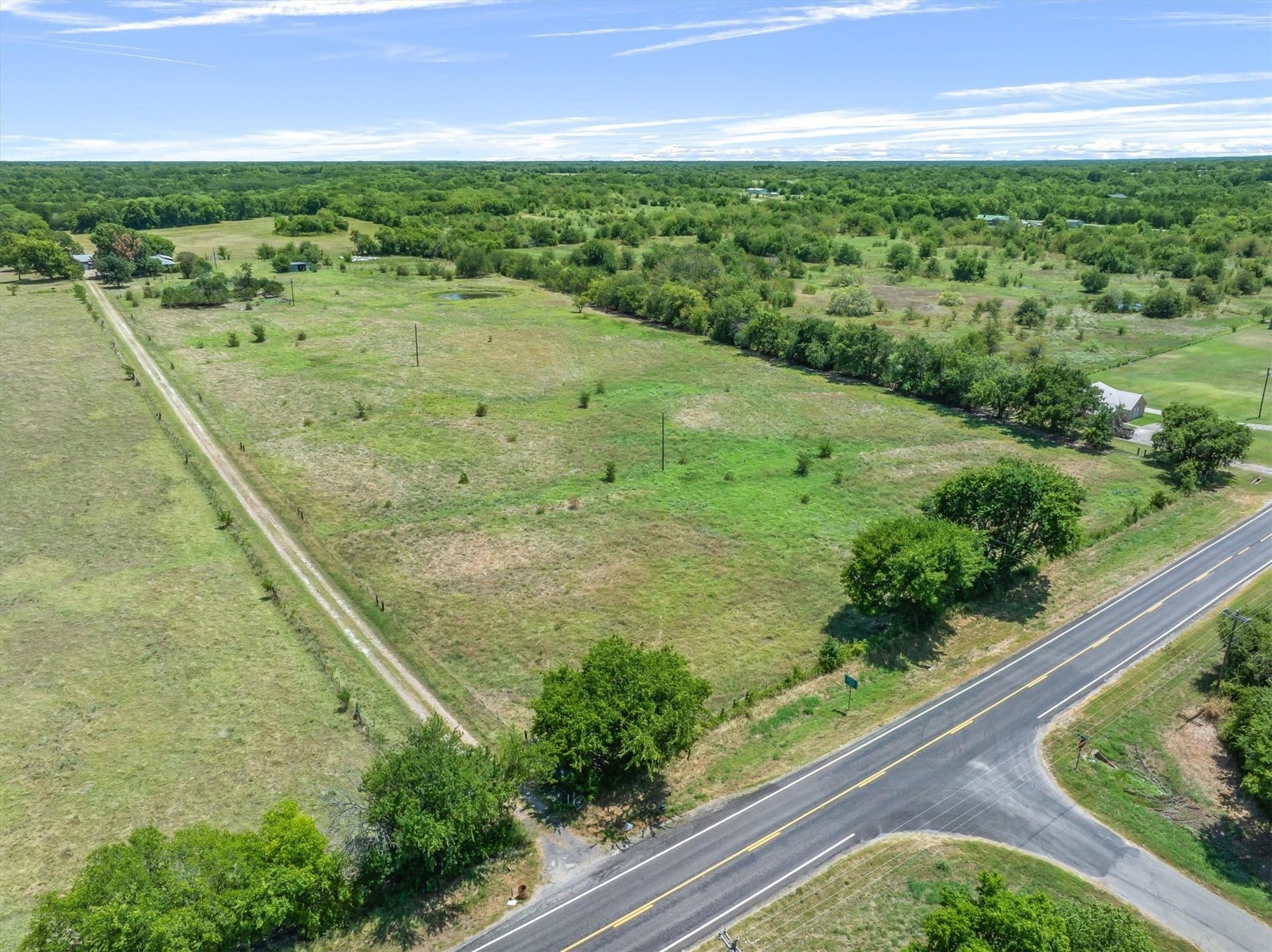 28.44 acres in Hunt County - photo 26