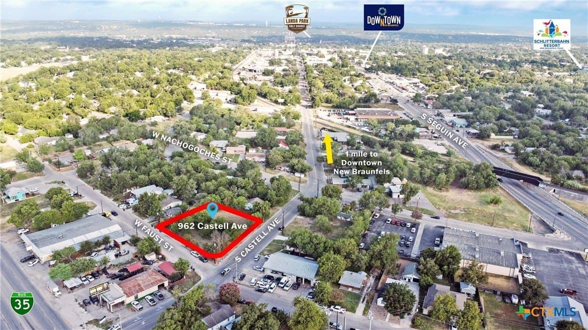 0.38 acres in Comal County - photo 5