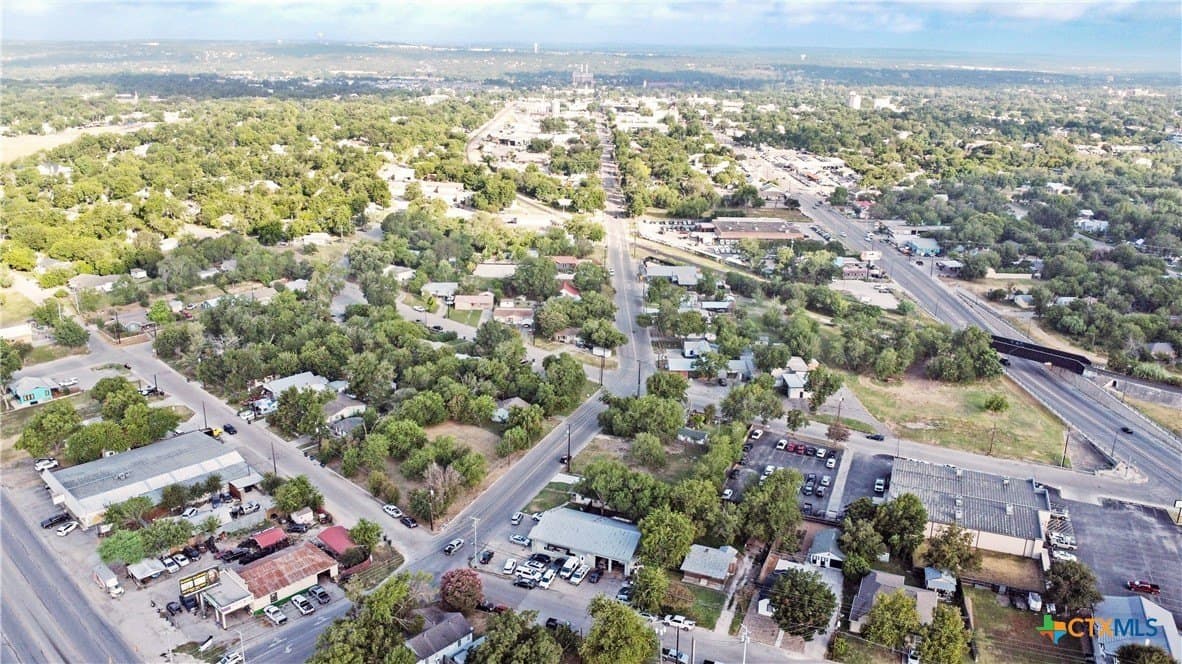 0.38 acres in Comal County - photo 4
