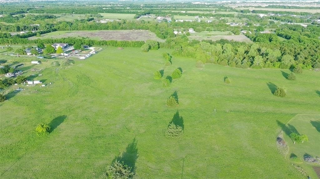 5.04 acres in Collin County gallery image 3