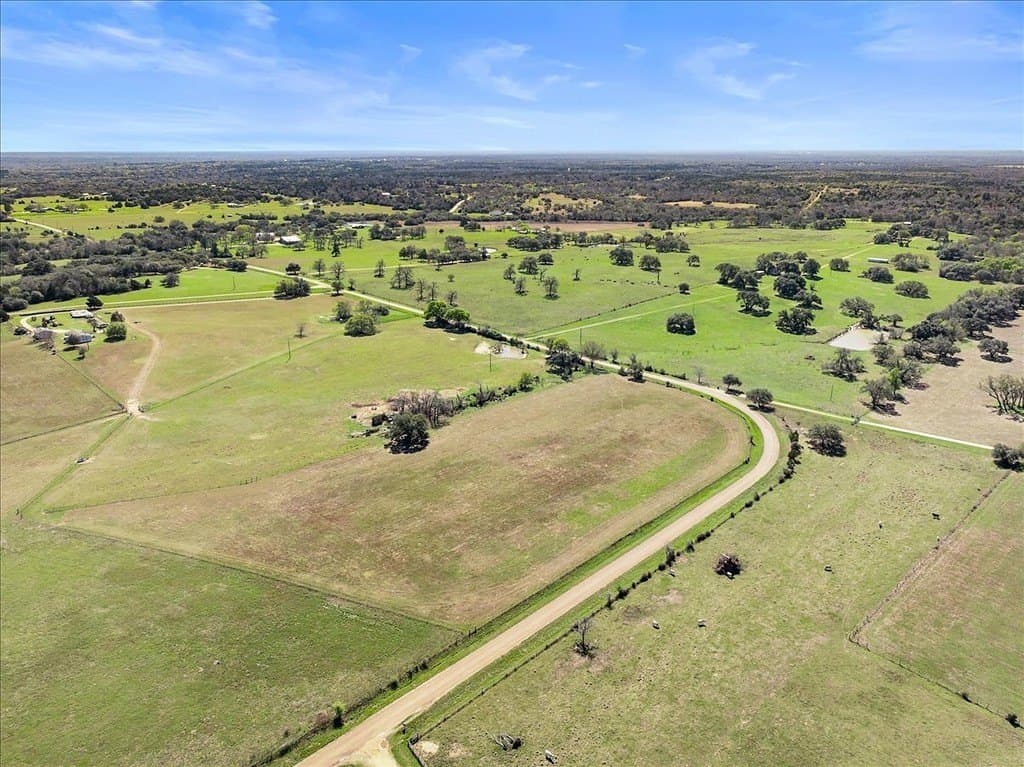 6 acres in Colorado County gallery image 3