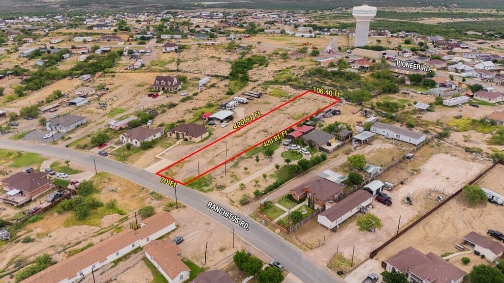 0.85 acres in Maverick County gallery image 3