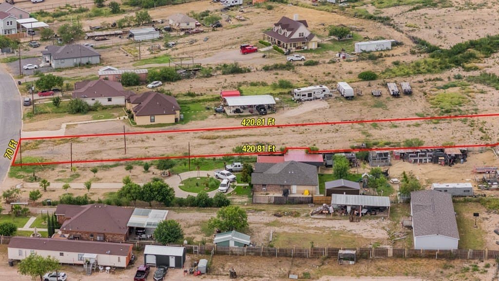 0.85 acres in Maverick County gallery image 2