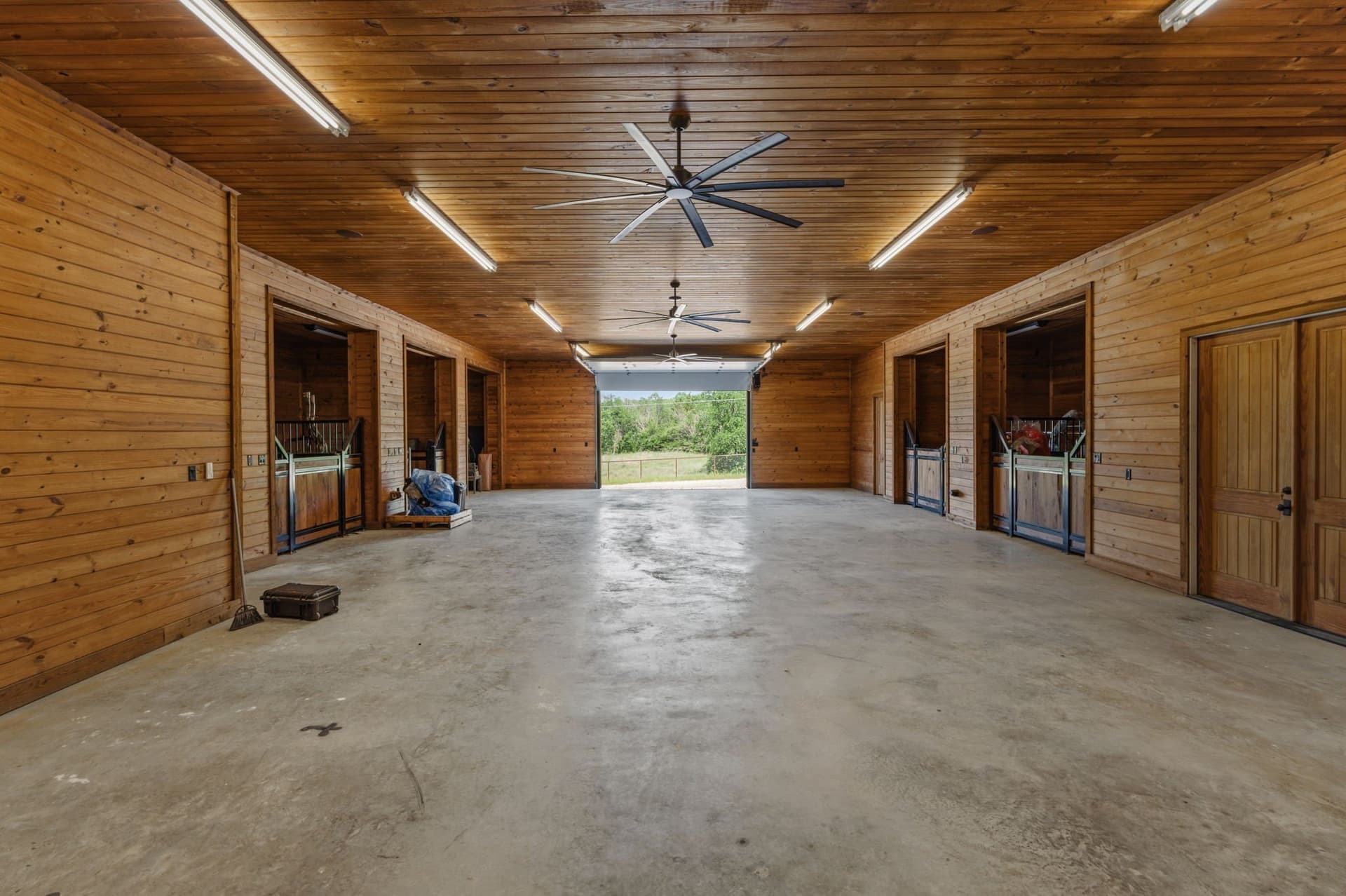 13.99 acres in Tarrant County - photo 32