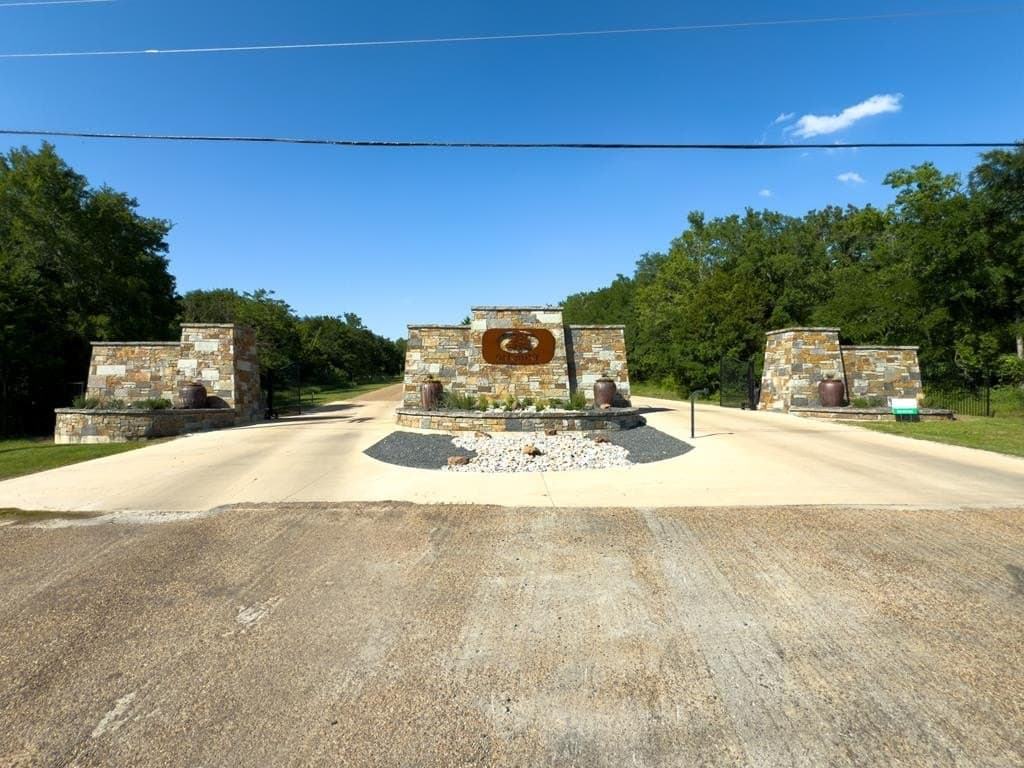 1.17 acres in Kaufman County featured view