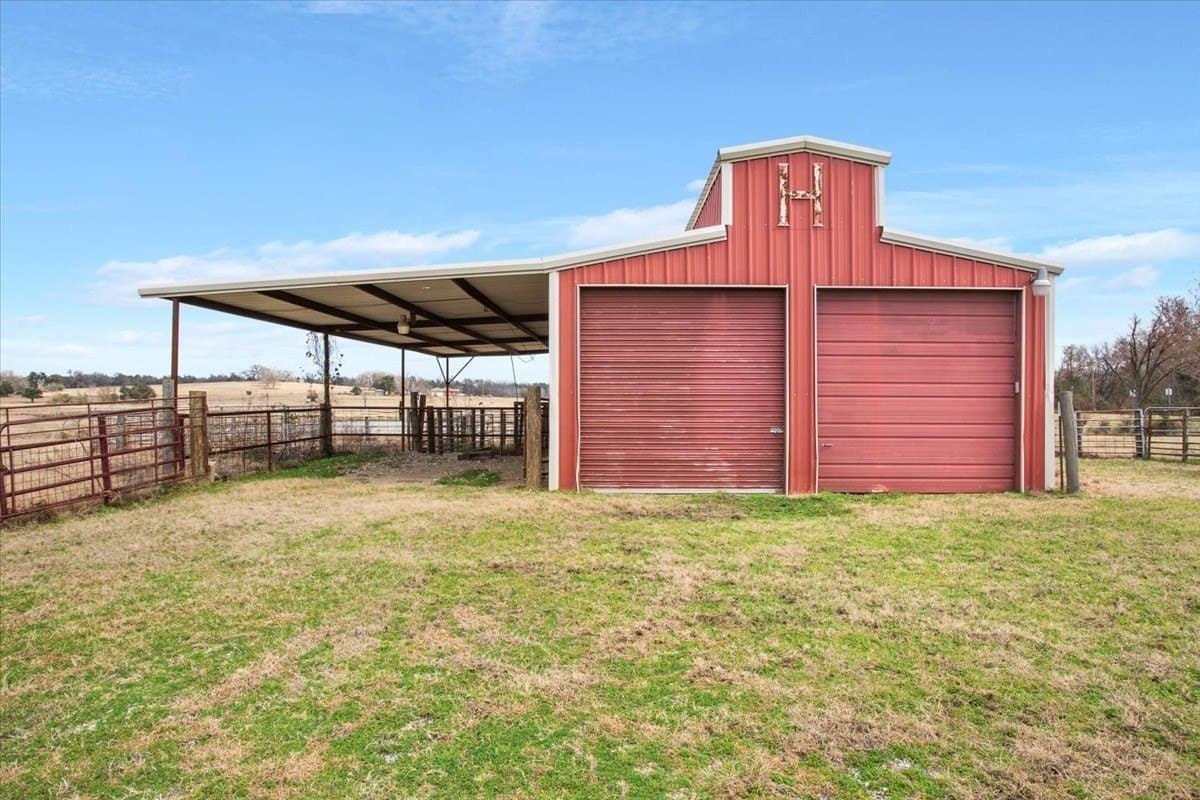 25.88 acres in Freestone County - photo 28