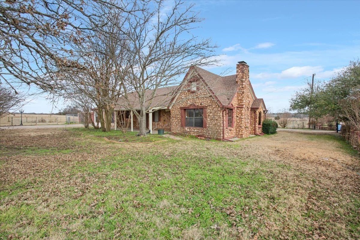25.88 acres in Freestone County - photo 23