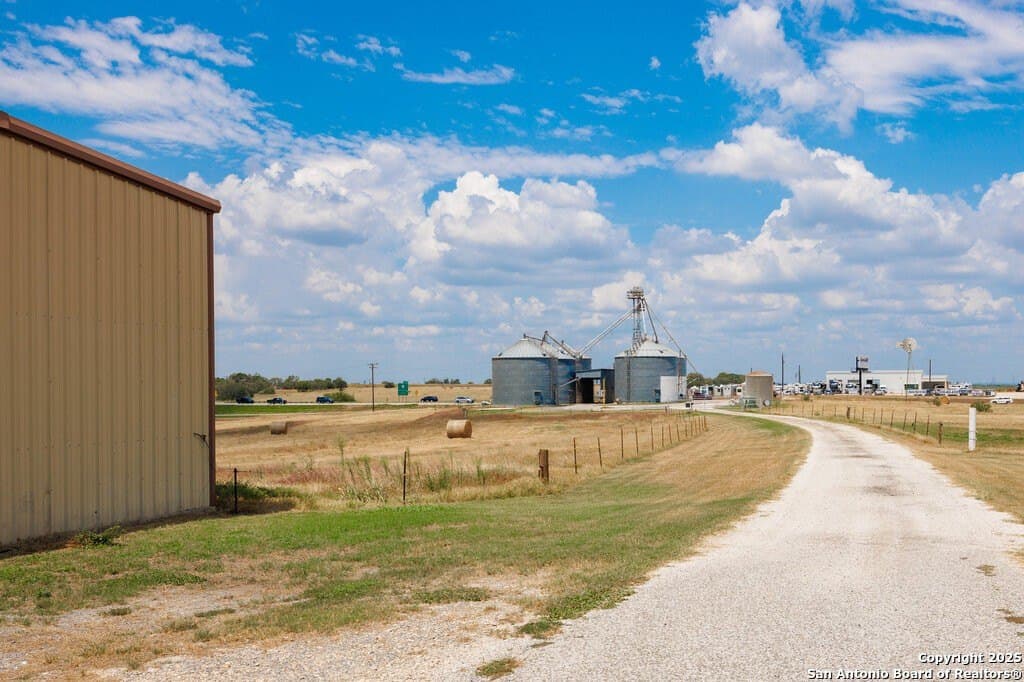 68 acres in Guadalupe County - photo 8