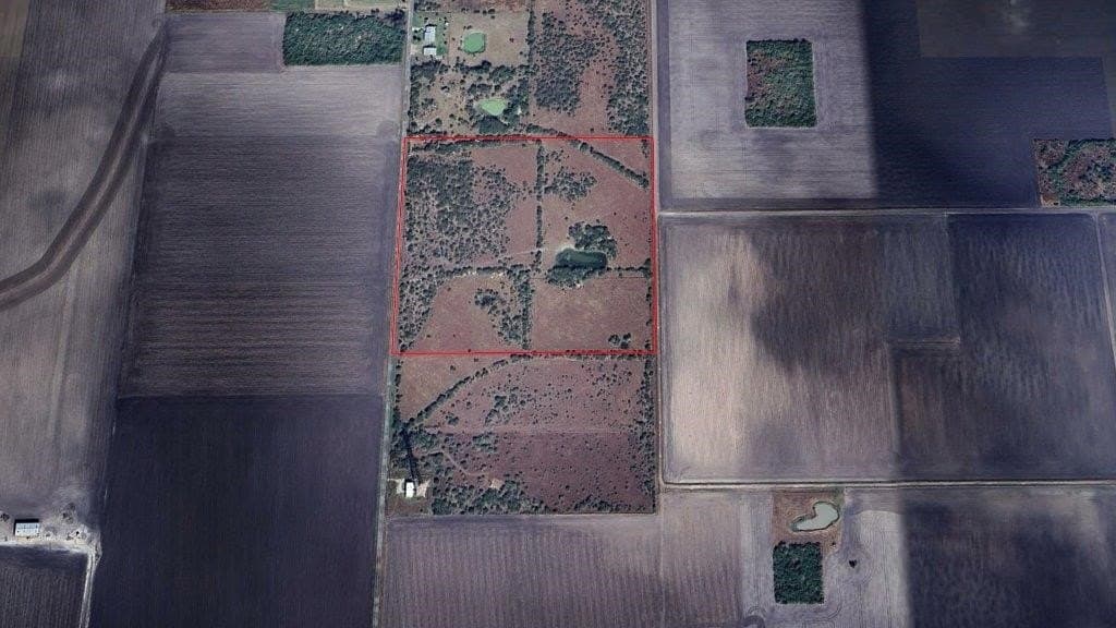 30 acres in Refugio County - photo 9