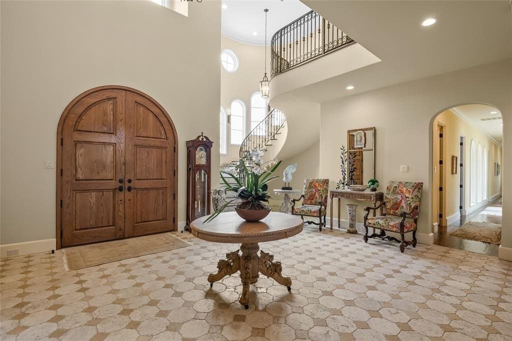 18.75 acres in Ellis County gallery image 3