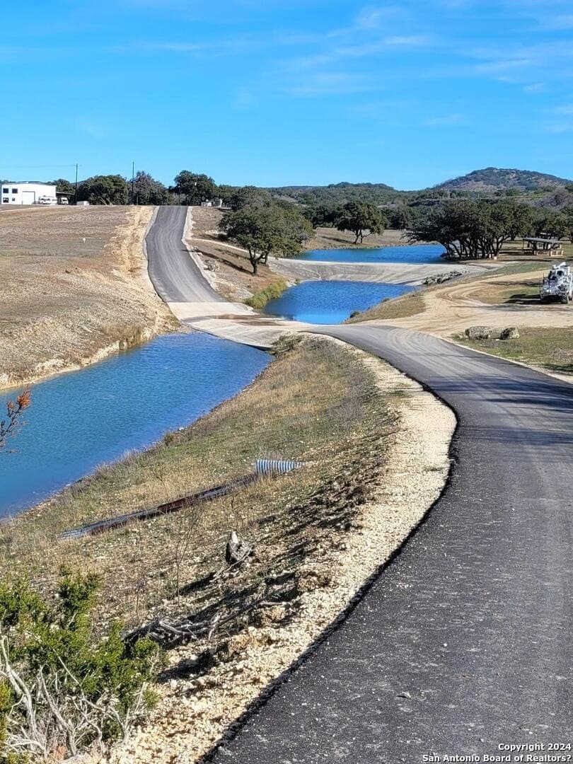 5.02 acres in Bandera County - photo 20