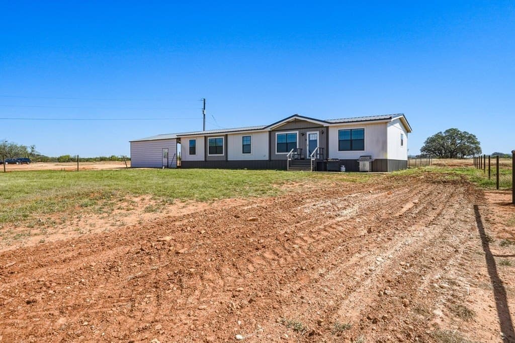 14.5 acres in Nolan County - photo 3