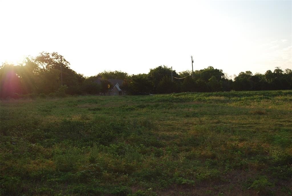 1.94 acres in Rockwall County gallery image 2