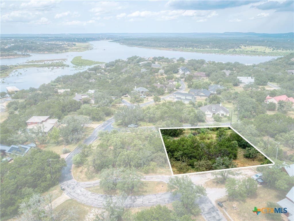 0.52 acres in Burnet County - photo 14
