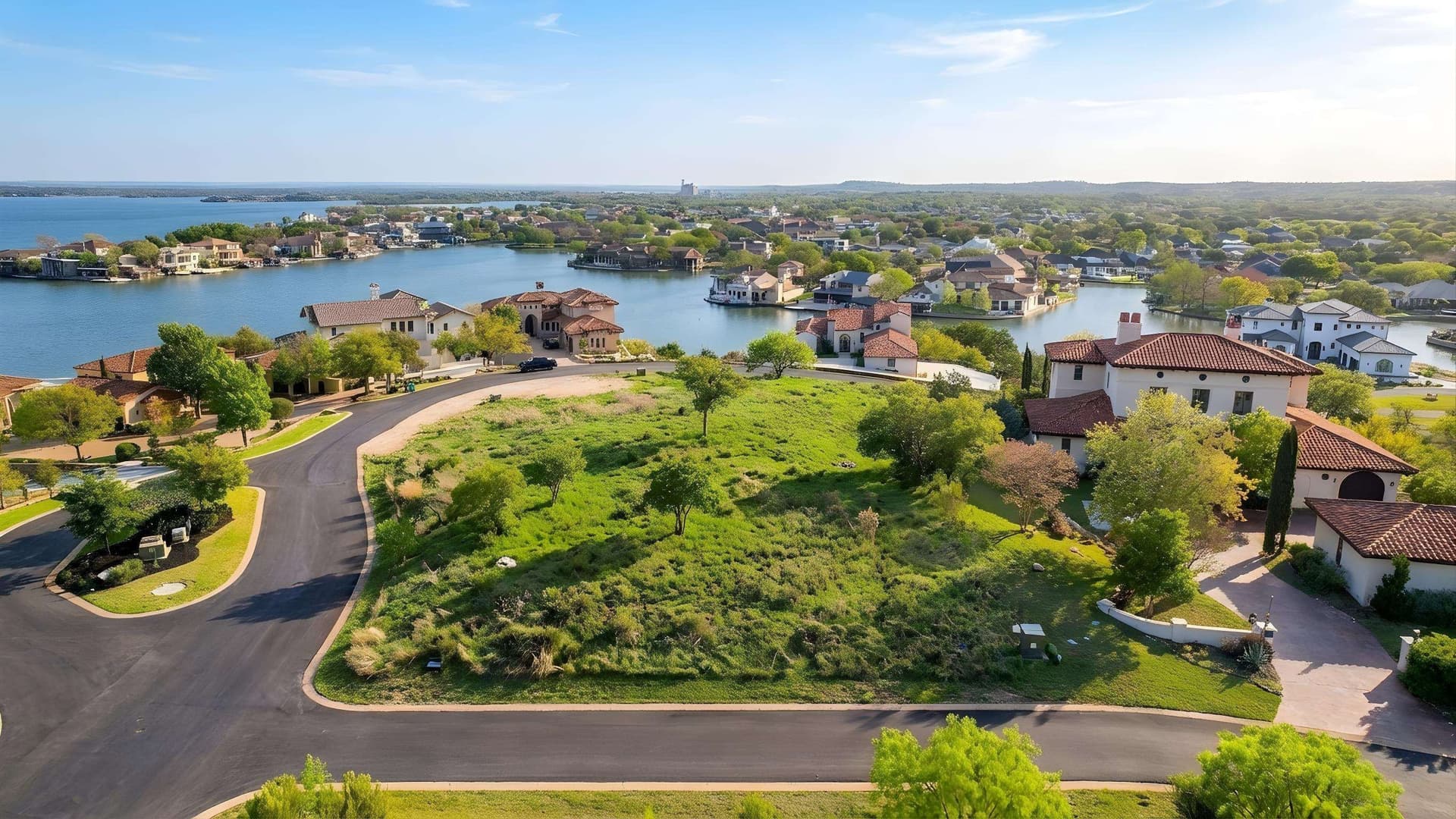 0.86 acres in Llano County gallery image 3