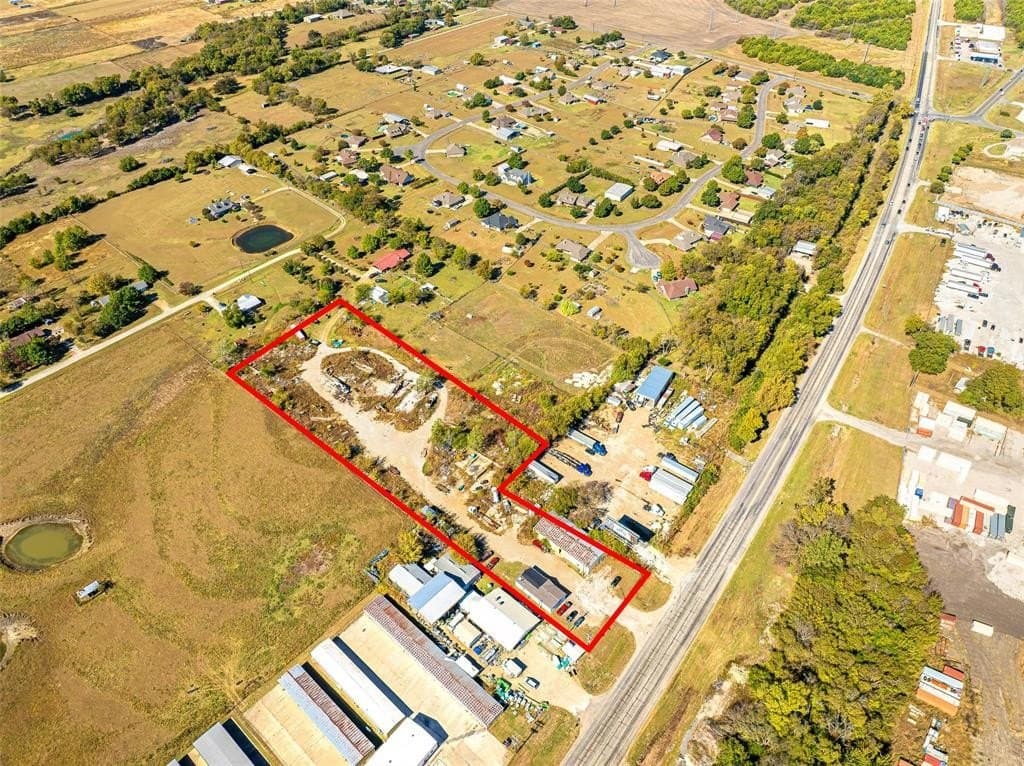 3.7 acres in Collin County gallery image 4