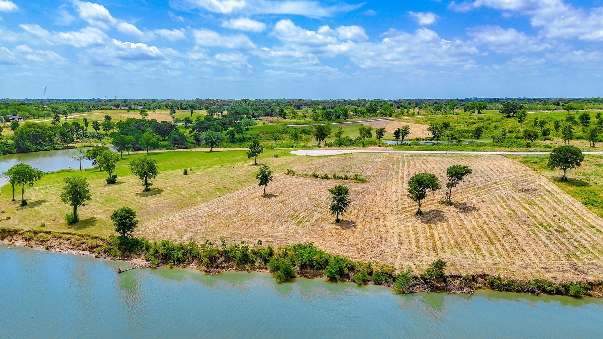 1.26 acres in Navarro County - photo 18