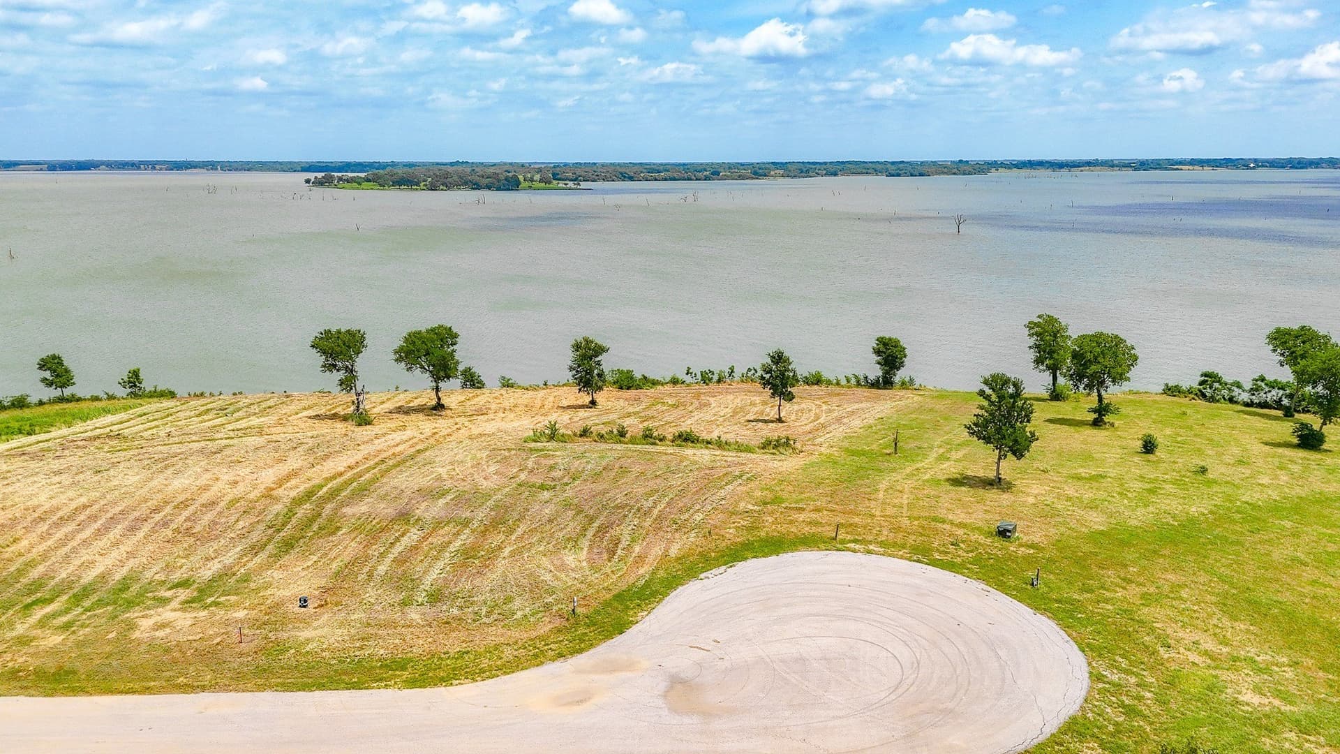 1.26 acres in Navarro County - photo 10