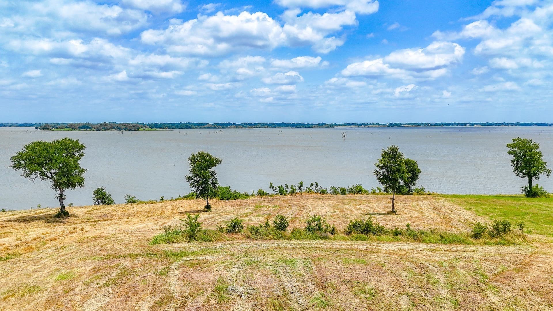 1.26 acres in Navarro County - photo 26