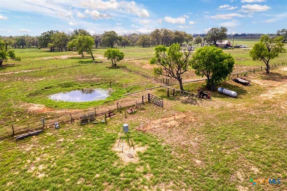 10.8 acres in Wilson County gallery image 3