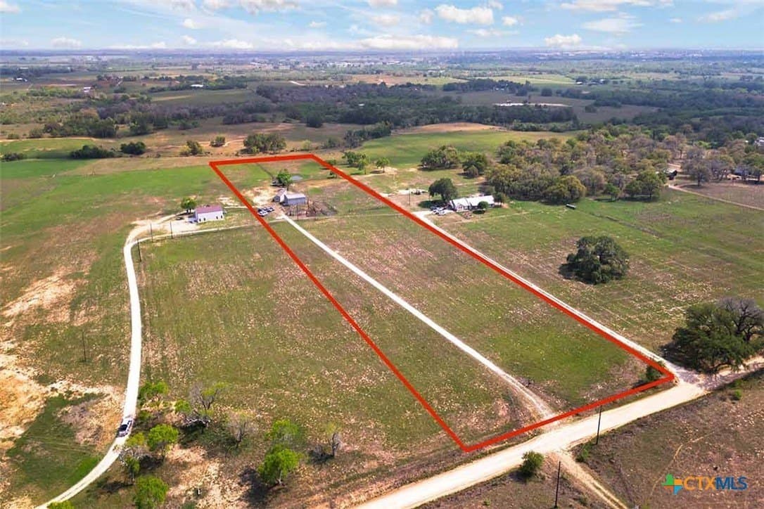 10.8 acres in Wilson County