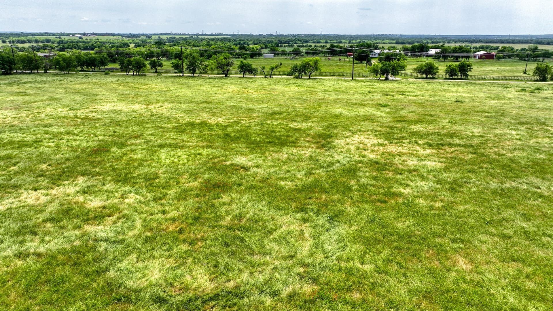 3.99 acres in Parker County gallery image 2